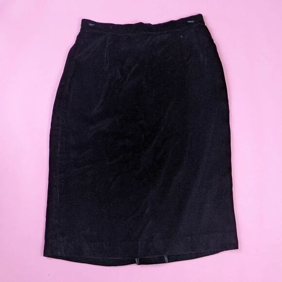 Vintage 1980s Deadstock Talbots Sexy Black Velvet Two Piece Skirt Suit Set - Picture 7 of 10